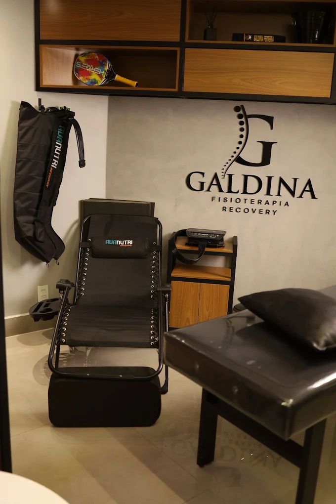 Estação de recovery com poltrona e equipamentos